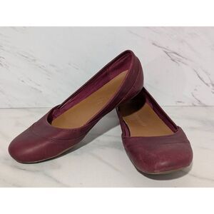 Merrell Women's Red Beet Leather Round Toe Slip-On Ballet Flat Shoe Size 6